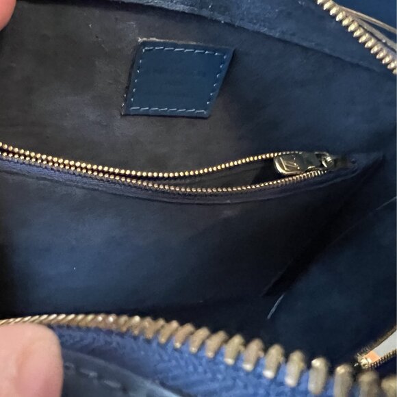 Louis Vuitton Epi Pont-Neuf Purse - Picture 8 of 11